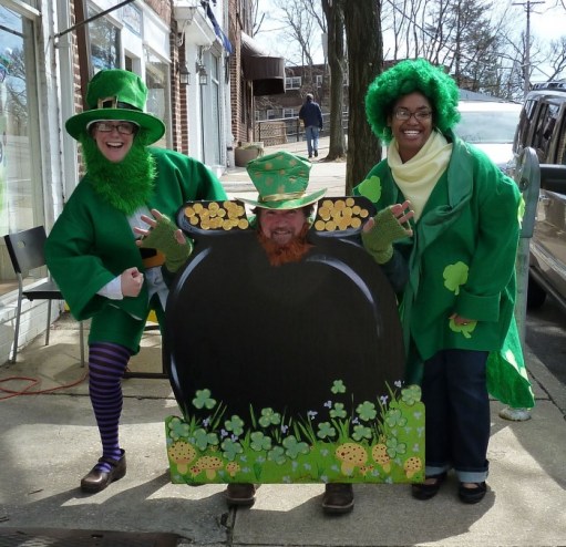 leprechaun_trio1-e1363622834781